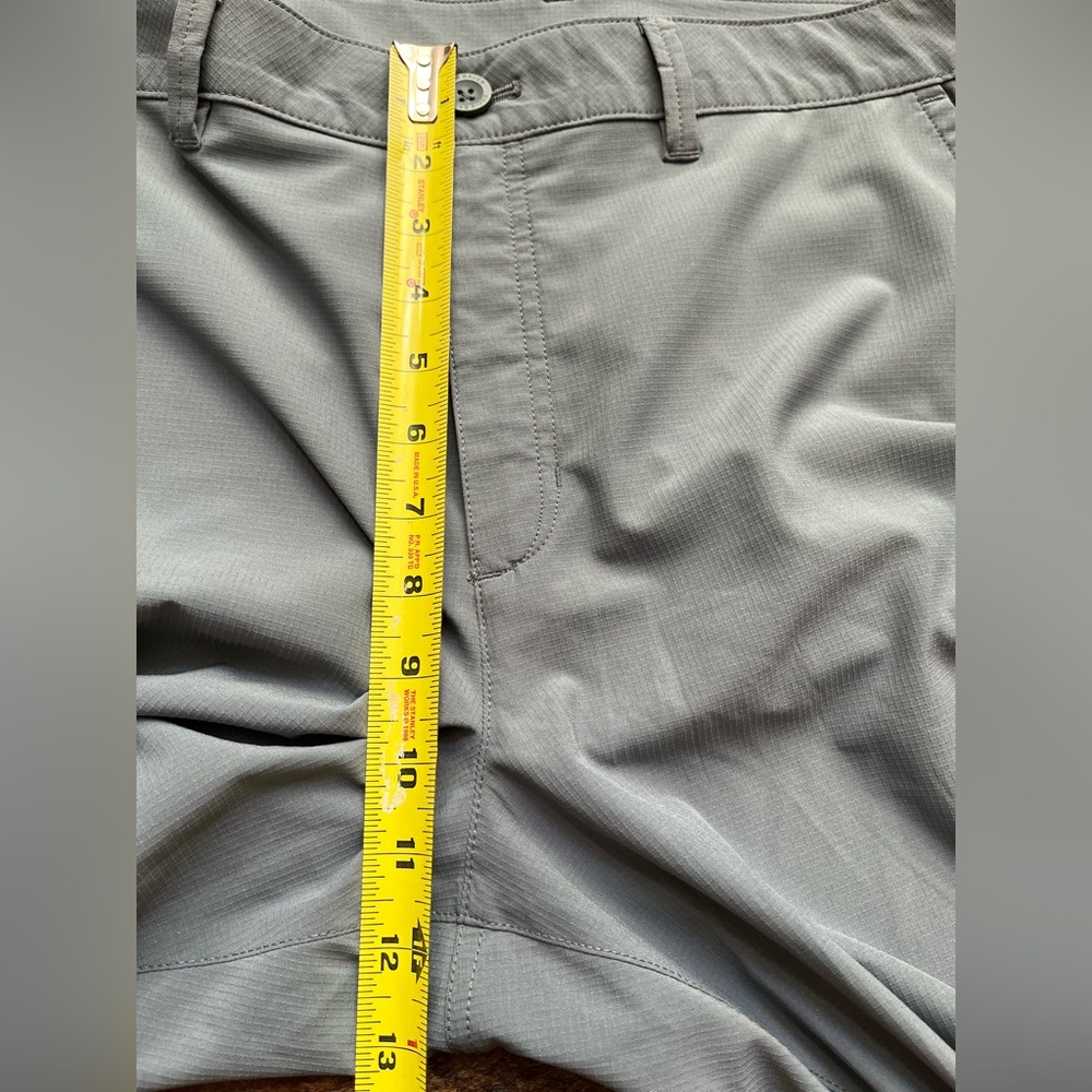 Women’s Eddie Bauer gray rip stop crop capri cargo hiking trail pant. Size 14 - Picture 13 of 16